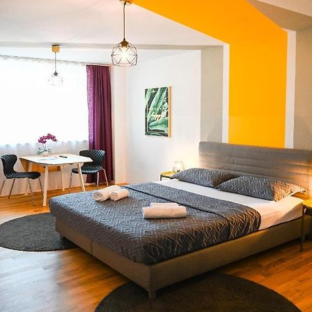 Backpacker Apartment Naschmarkt Viena Exterior foto